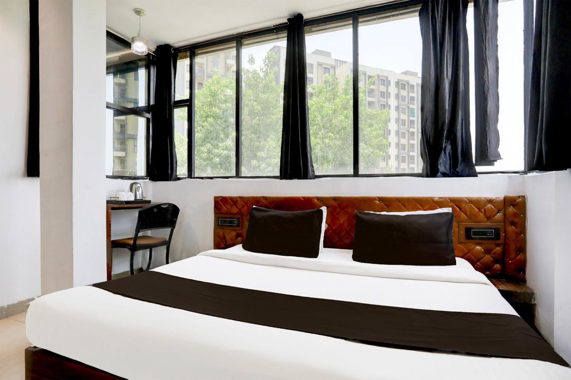 Super Hotel O Mp Nagar Near Rachna Tower Bhopal Buitenkant foto