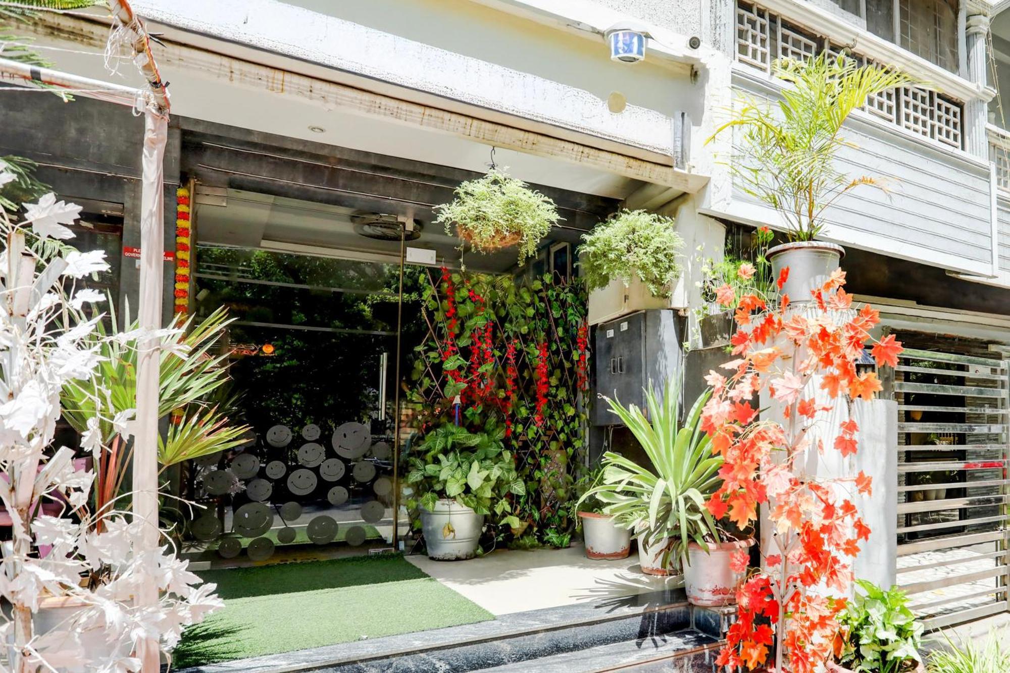 Super Hotel O Mp Nagar Near Rachna Tower Bhopal Buitenkant foto
