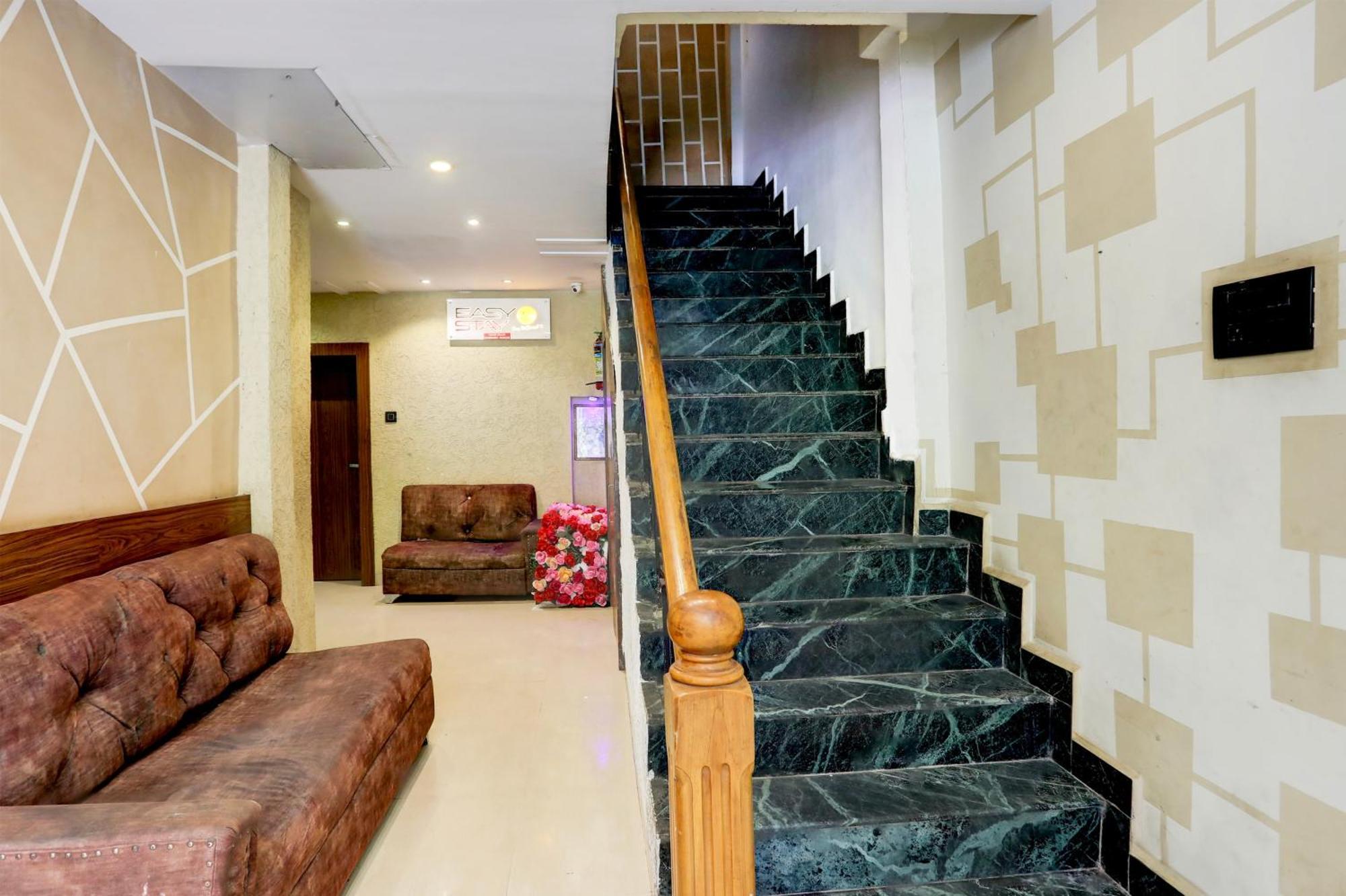 Super Hotel O Mp Nagar Near Rachna Tower Bhopal Buitenkant foto